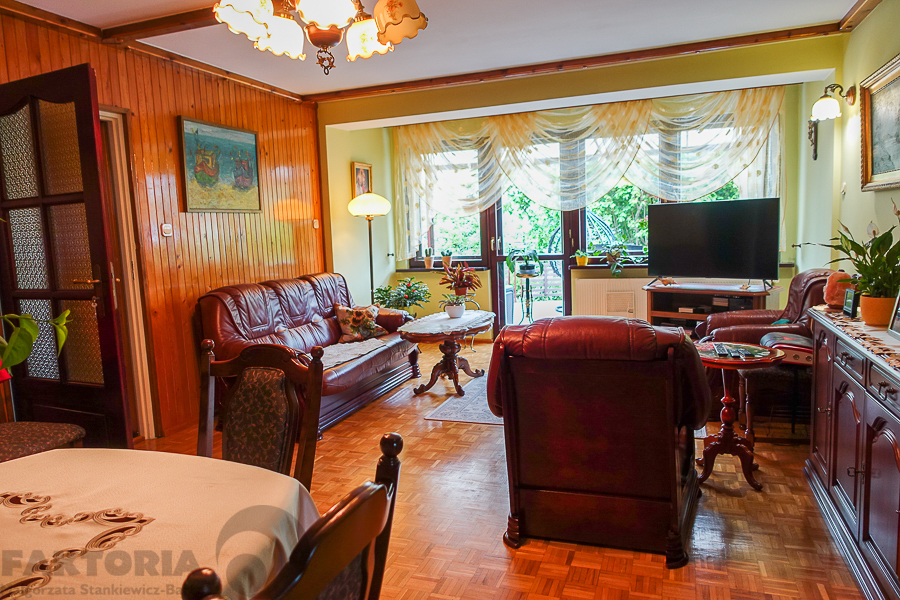 Gumieńce dom wolno stojący dz. 727 m2 1,8 mln (2)