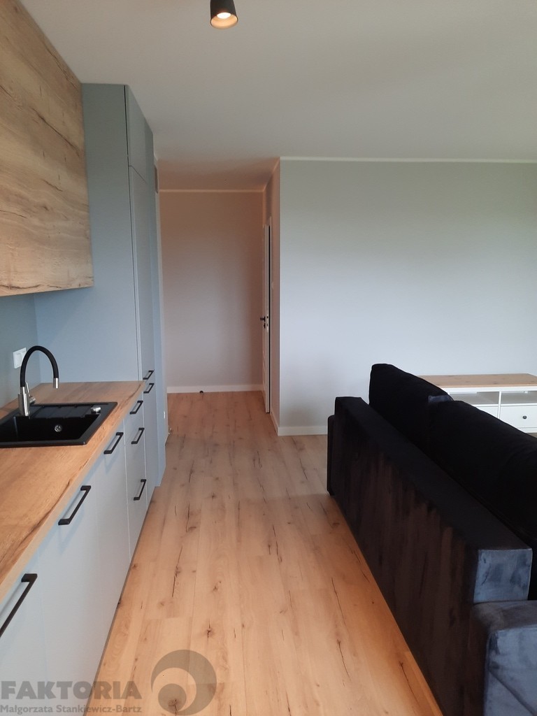 GUMIEŃCE - 3 pokojowy apartament wysoki standard (5)