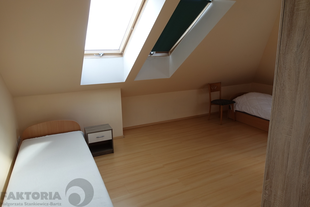 Budynek mieszkalno usługowy 641,5m2 działka 1503m2 (25)