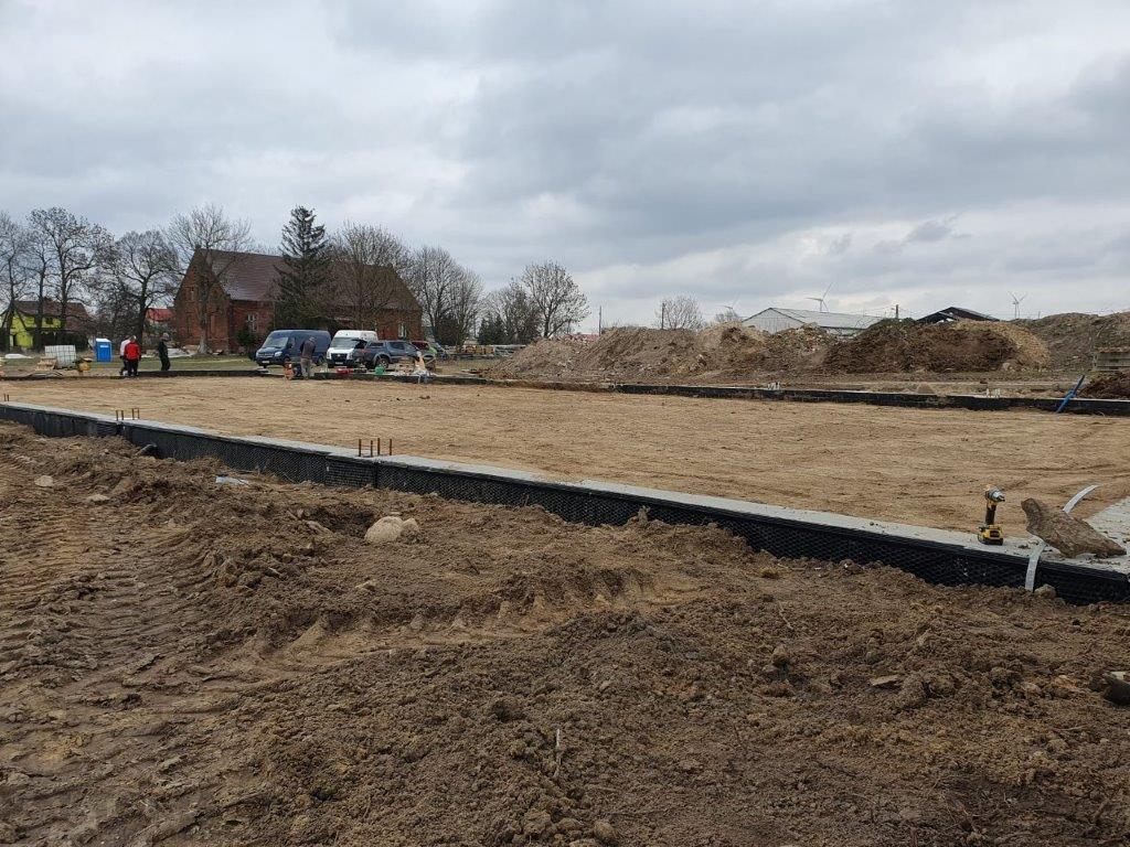 Hala w budowie 525 m2 na działce 1,65 ha Kozielice (4)