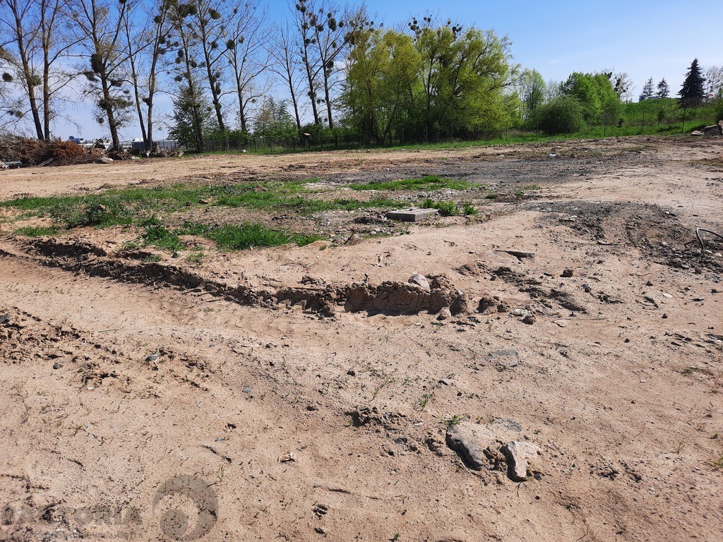 Wynajem plac 6000 m2, 2zł/m2, prąd, woda, kan. gaz (2)