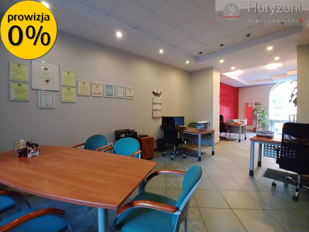 Lokal 103m2, Krzywoustego, witryna,wejście z ulicy (1)