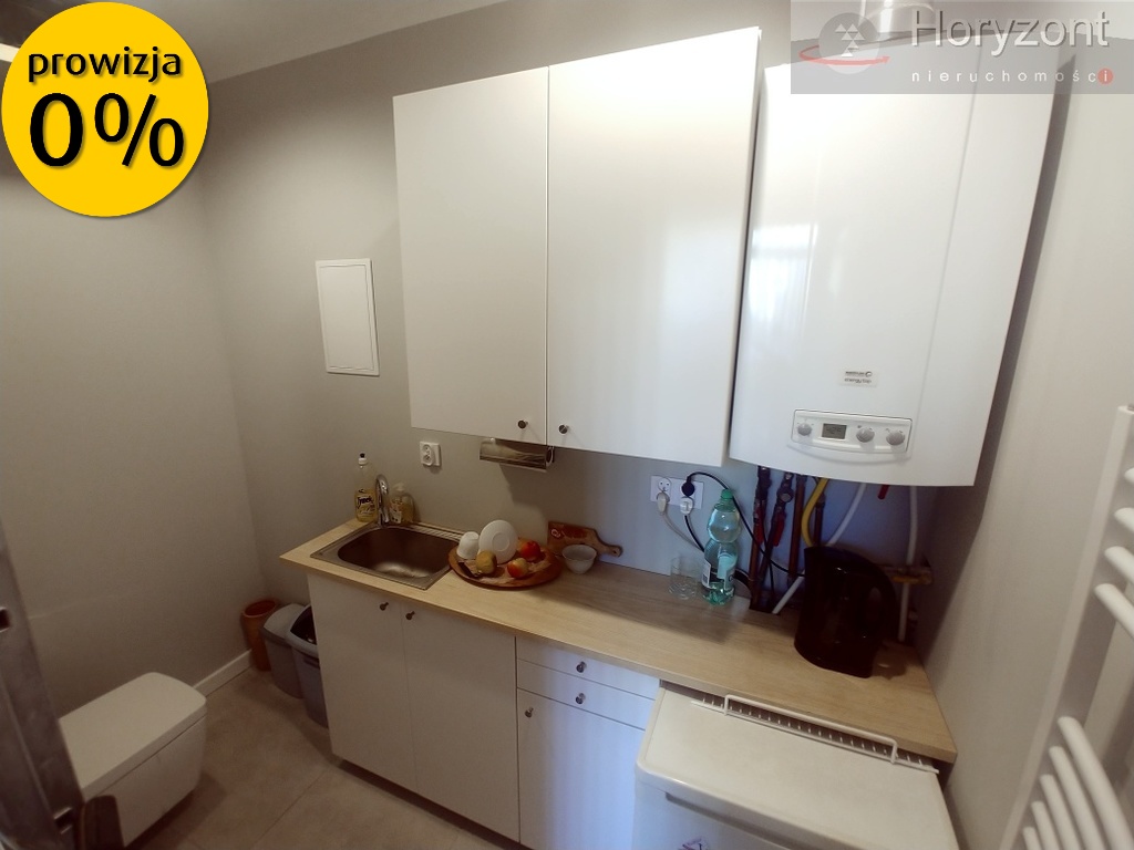 Lokal 103m2, Krzywoustego, witryna,wejście z ulicy (8)