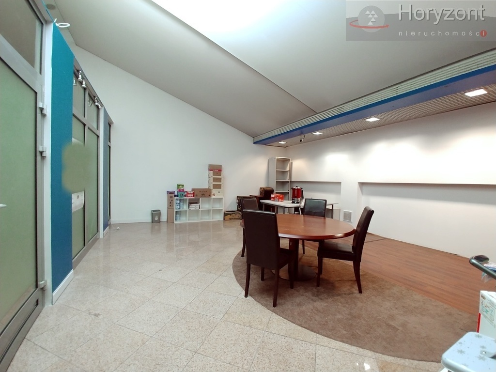 Lokal 60/110m2, serce miasta 50zł/1m2 + vat (3)