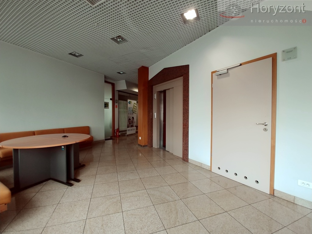 Lokal 60/110m2, serce miasta 50zł/1m2 + vat (6)