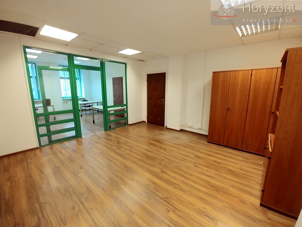 Biurowiec w Centrum - różne powierzchnie 30-150m2 (1)