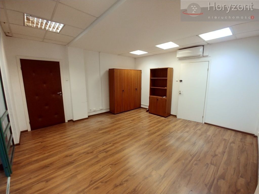 Biurowiec w Centrum - różne powierzchnie 30-150m2 (2)