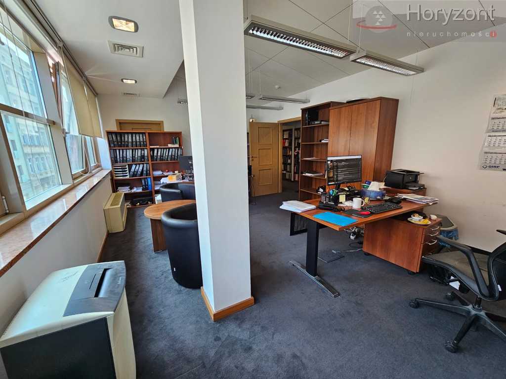 Lokal 277m2, ścisłe Centrum 30zł/1m2 + vat (8)