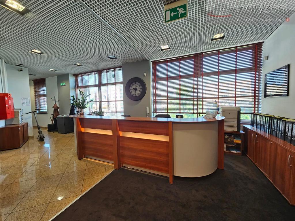 Lokal 277m2, ścisłe Centrum 30zł/1m2 + vat (1)