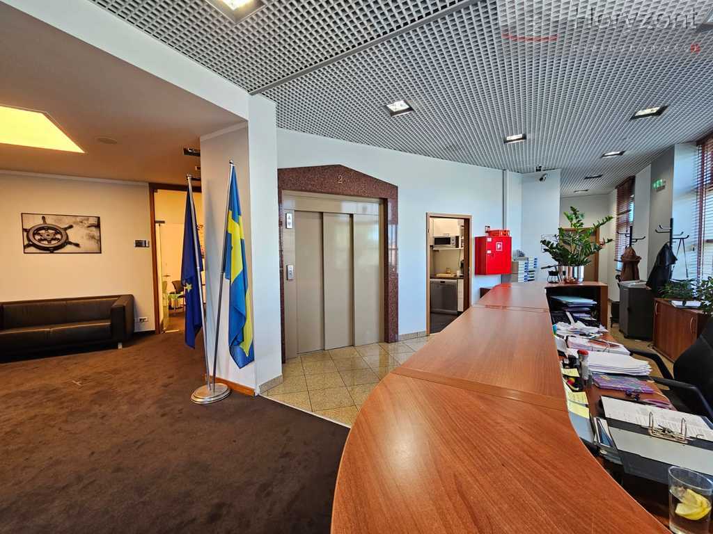 Lokal 277m2, ścisłe Centrum 30zł/1m2 + vat (2)