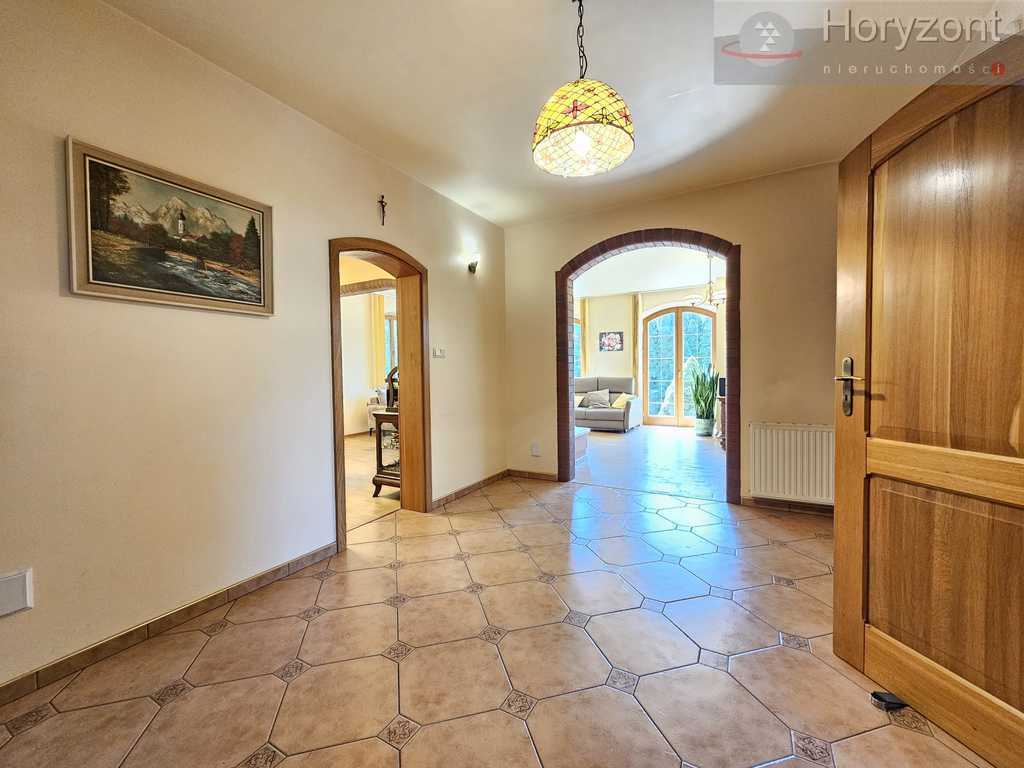 Piękny duży dom w Gryfinie 300m2 na działce 693m2 (8)