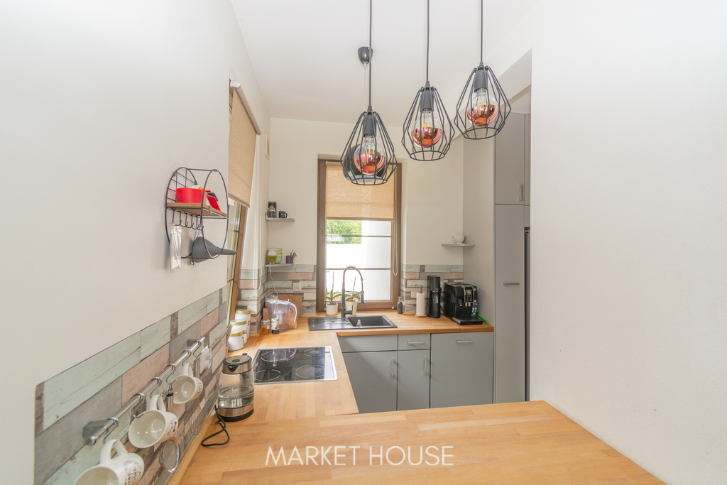 Dom pod lasem, przy jeziorze Miedwie (15)