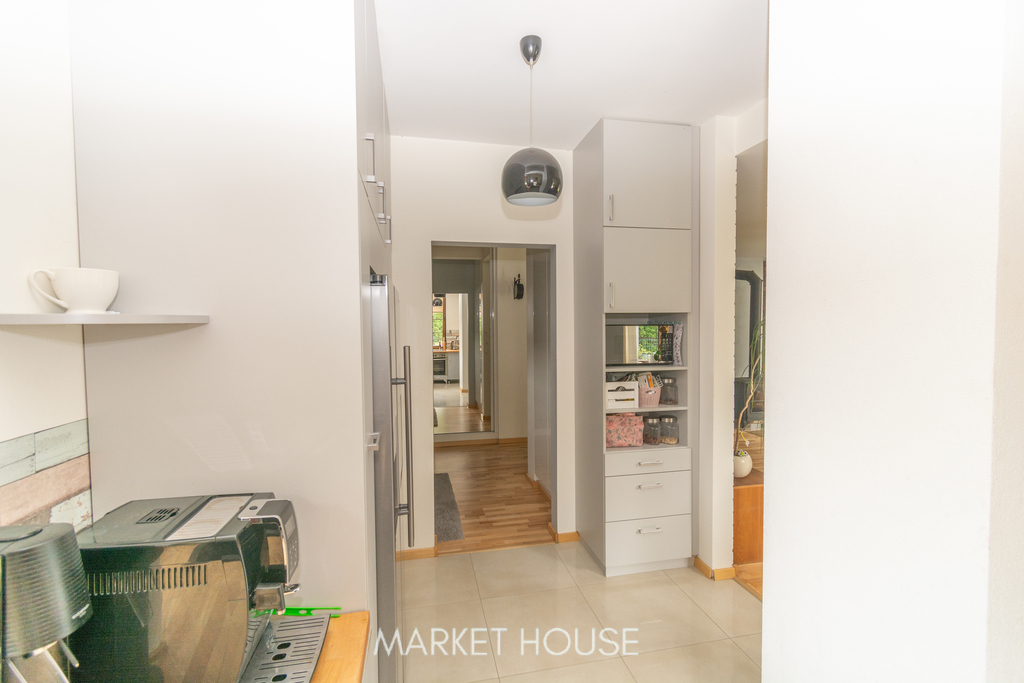 Dom pod lasem, przy jeziorze Miedwie (16)