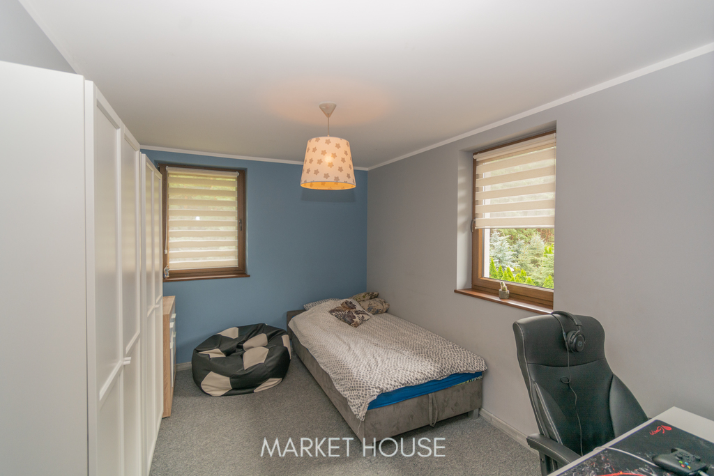 Dom pod lasem, przy jeziorze Miedwie (28)