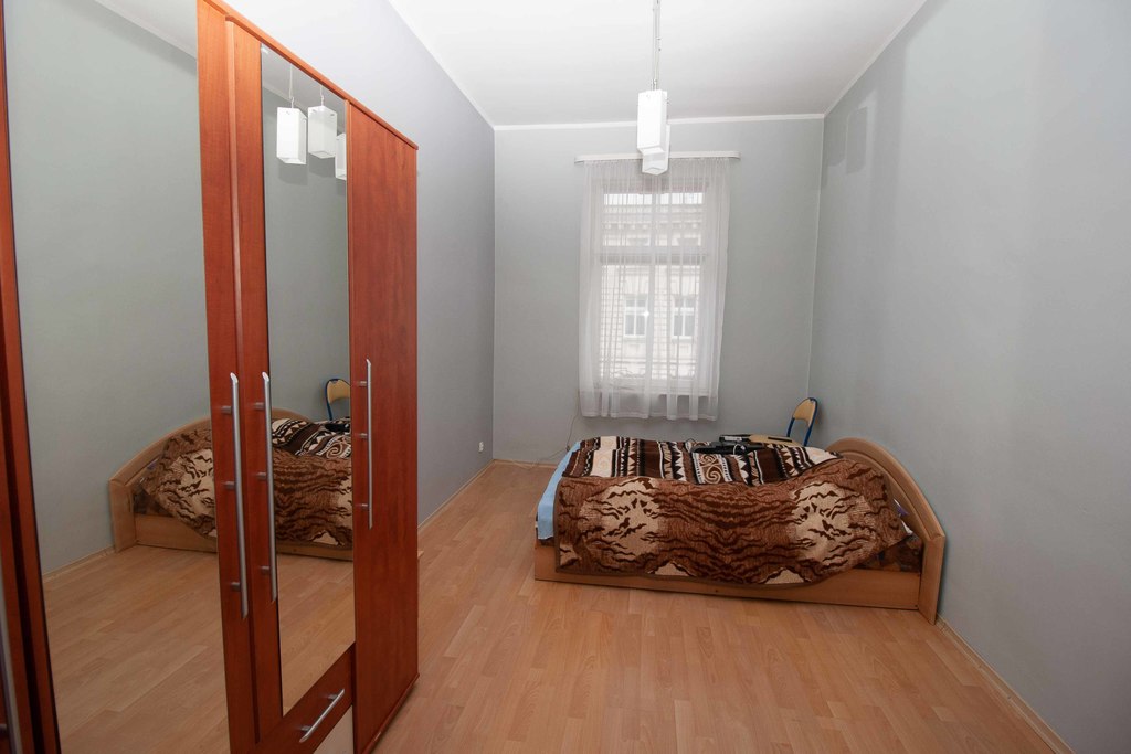 3 pokoje z dodatkową kawalerką (8)