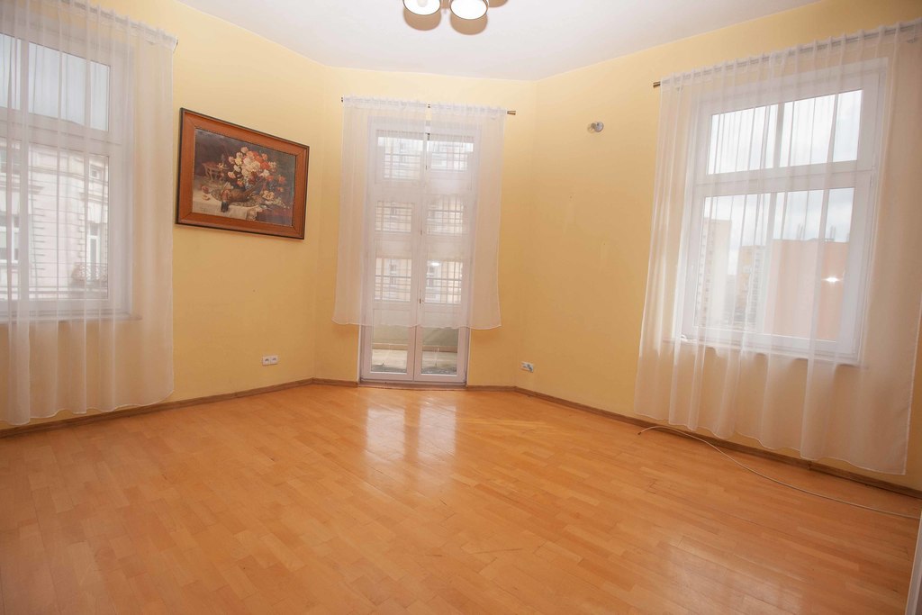 3 pokoje z dodatkową kawalerką (2)