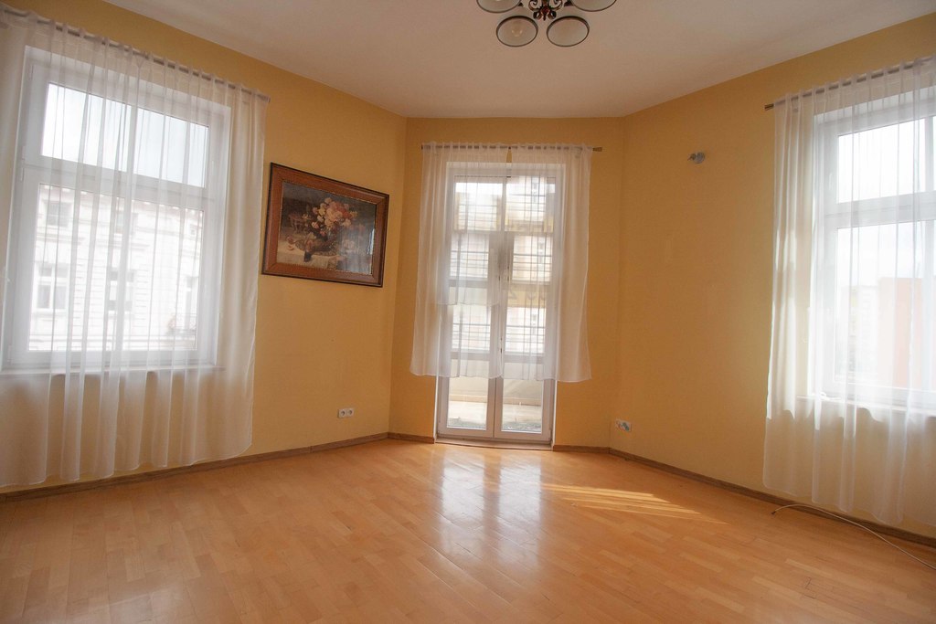 3 pokoje z dodatkową kawalerką (11)