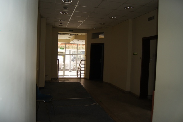Lokal z najemcą centrum (5)