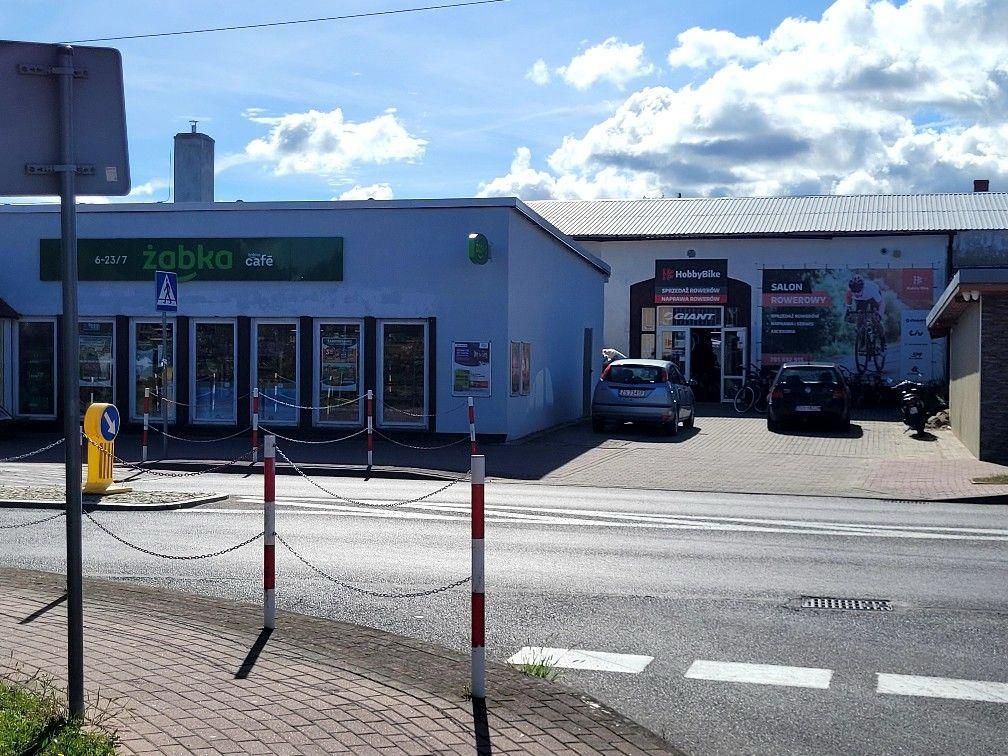 działajacy - obiekt  handlowo usługowy (2)