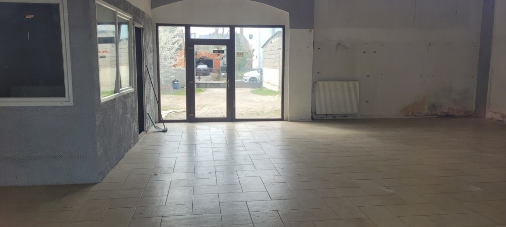 działajacy - obiekt  handlowo usługowy (1)