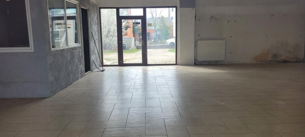 działajacy - obiekt  handlowo usługowy (6)