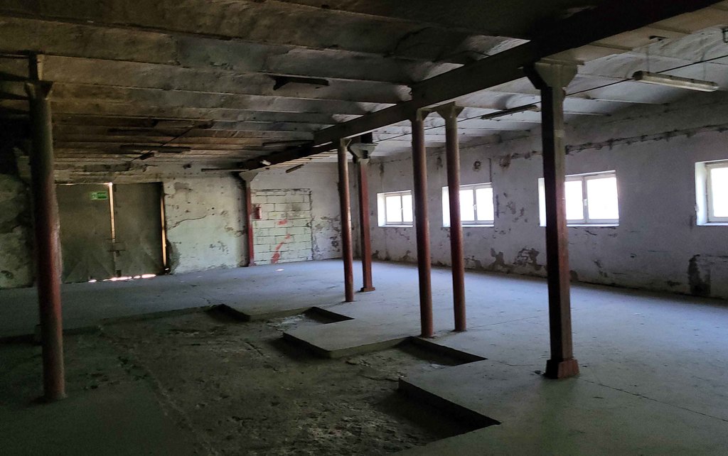 Murowana hala magazynowa do wynajęcia (6)