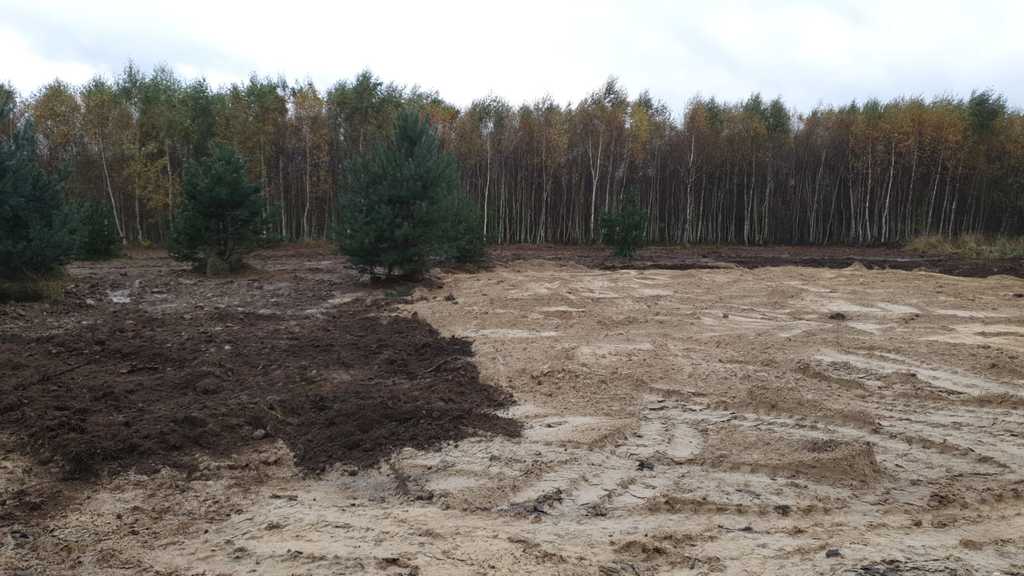 Działka budowlana warunkami zabudowy 25km od morza (1)