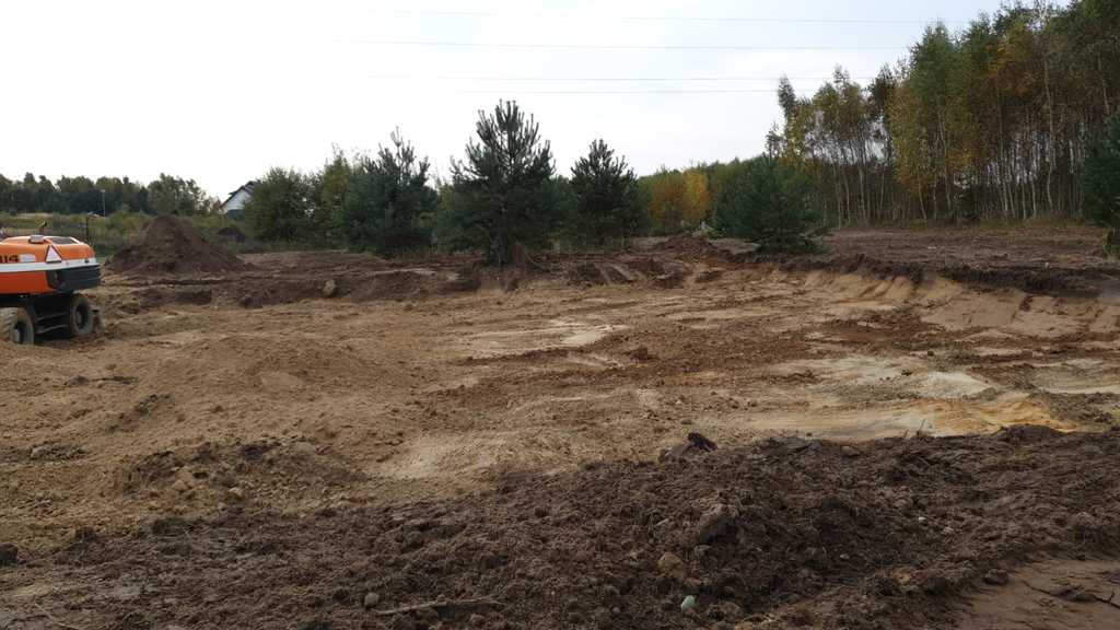 Działka budowlana warunkami zabudowy 25km od morza (13)