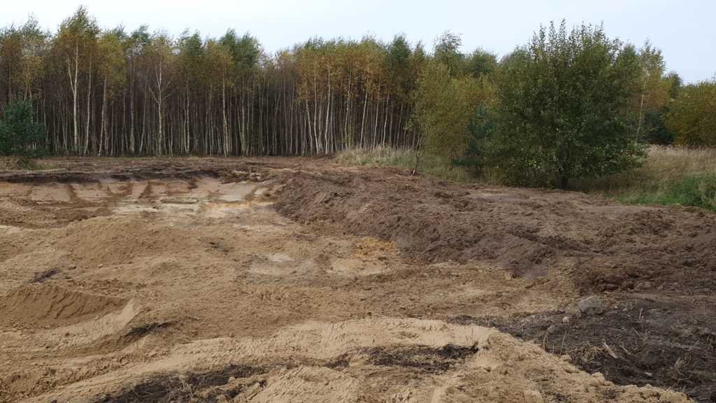 Działka budowlana warunkami zabudowy 25km od morza (15)