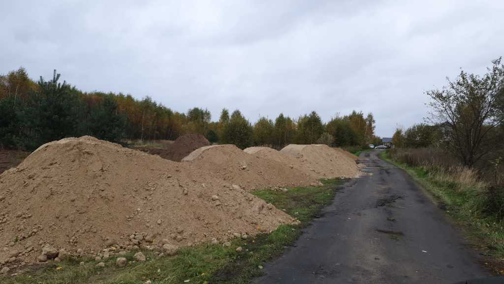 Działka budowlana warunkami zabudowy 25km od morza (16)