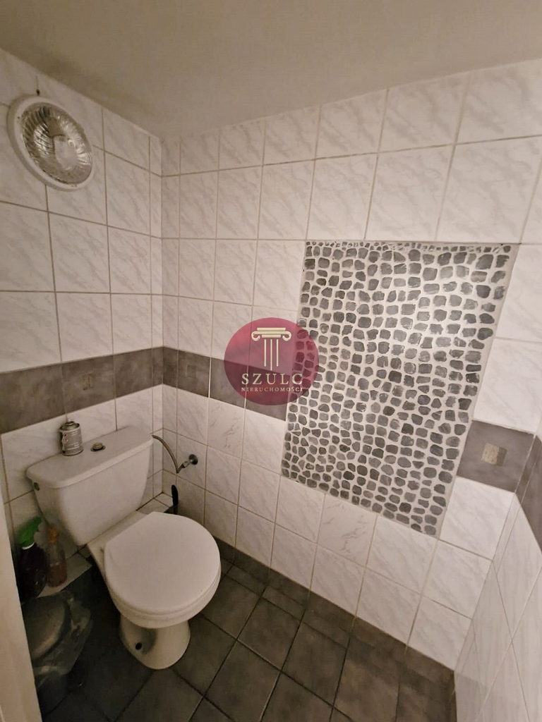 Lokal - Centrum, świetna lokalizacja, parking. (6)