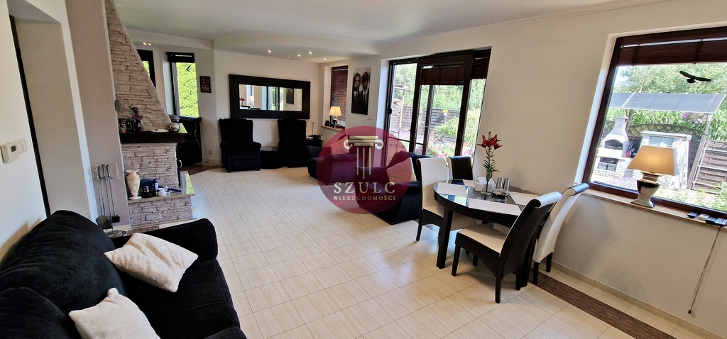 Piękny ekonomiczny i ekologiczny dom. (2)