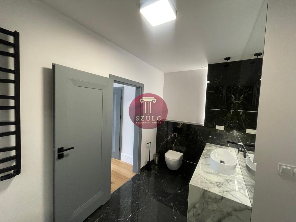 Na wynajem luksusowy apartament w centrum. (10)