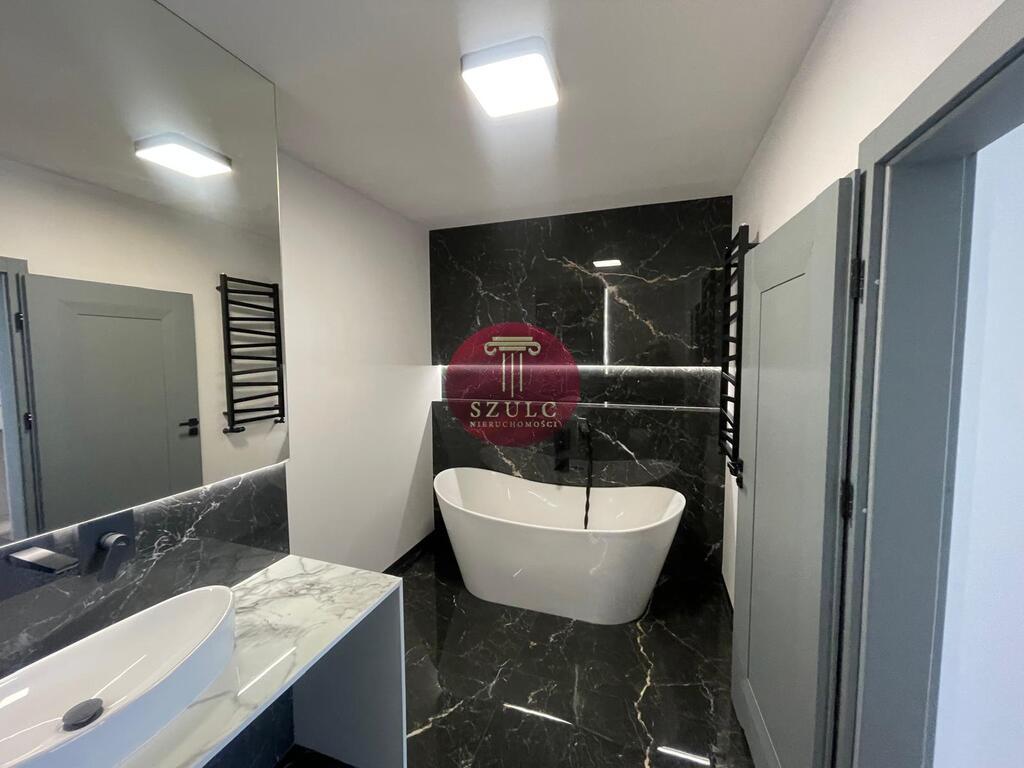 Na wynajem luksusowy apartament w centrum. (11)