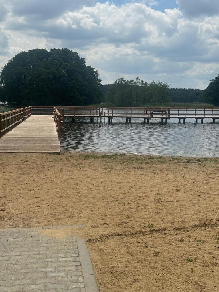 Działka pod zabudowę przy Jeziorze Przybiernowskim (7)