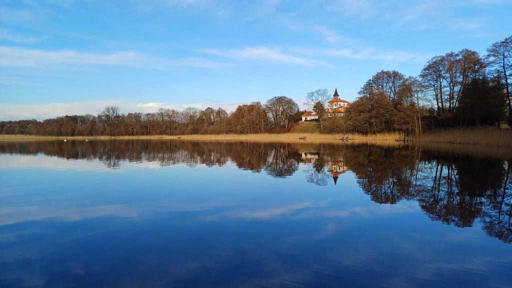 Działka pod zabudowę przy Jeziorze Przybiernowskim (6)