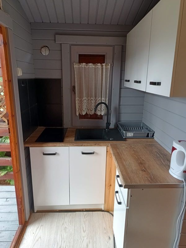 ATRAKCYJNY PENSJONAT NAD MORZEM CHŁOPY 36 POKOJE (26)