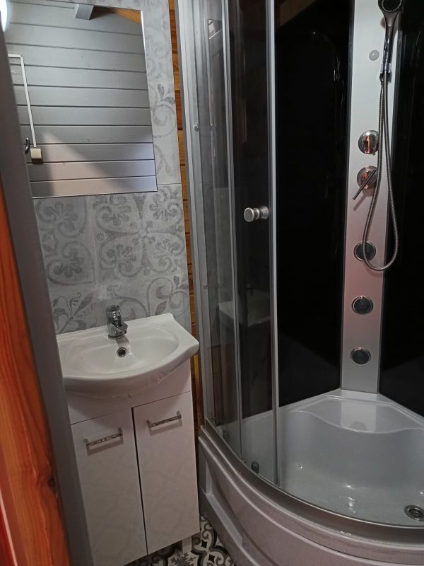 ATRAKCYJNY PENSJONAT NAD MORZEM CHŁOPY 36 POKOJE (28)