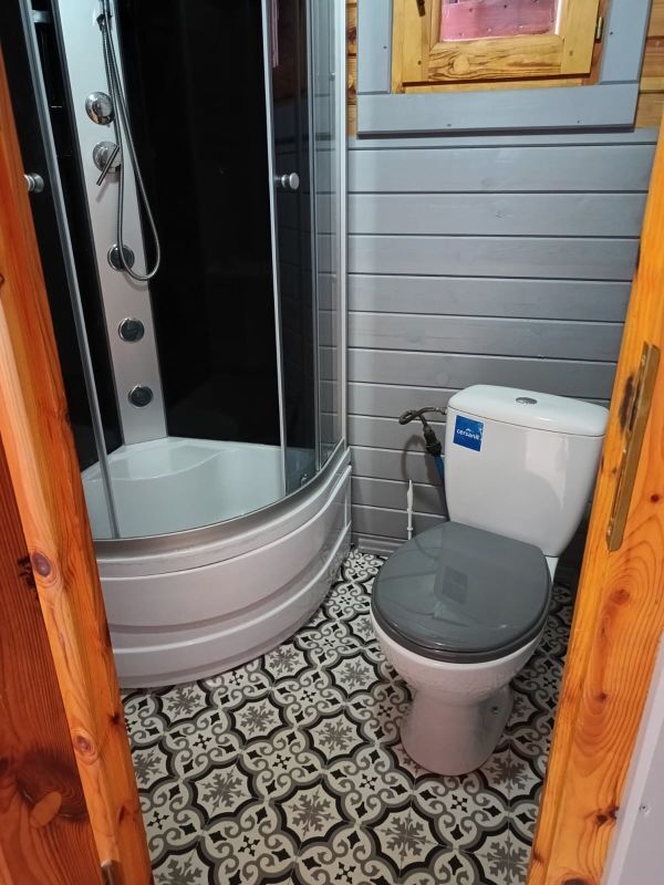 ATRAKCYJNY PENSJONAT NAD MORZEM CHŁOPY 36 POKOJE (29)