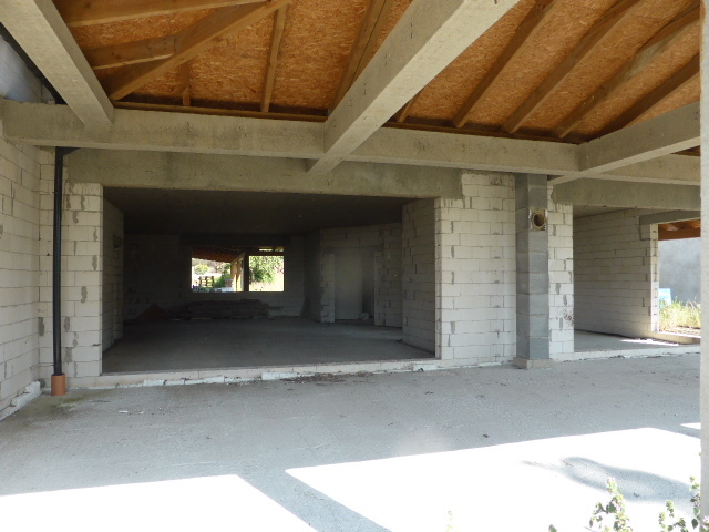 Rezydencja z dostępem do zalewu. (4)