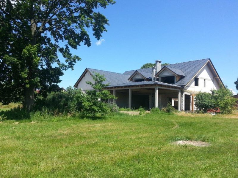 Rezydencja z dostępem do zalewu. (1)