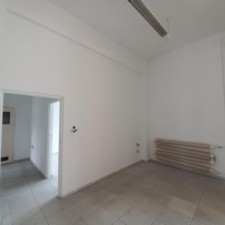 Lokal idealny na gabinety lekarskie (2)