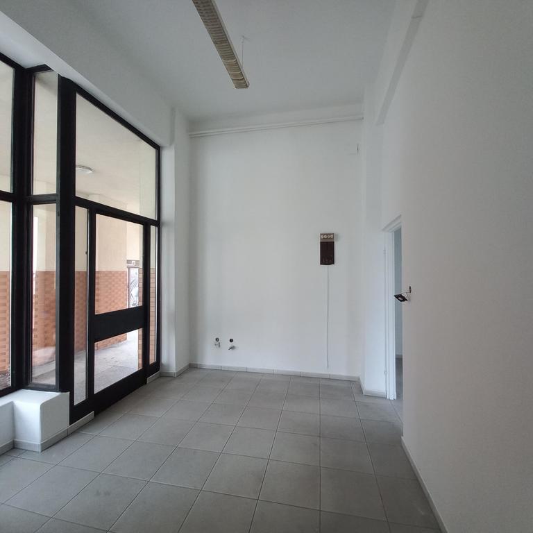 Lokal idealny na gabinety lekarskie (6)