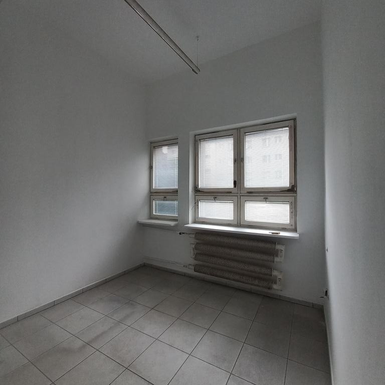 Lokal idealny na gabinety lekarskie (1)