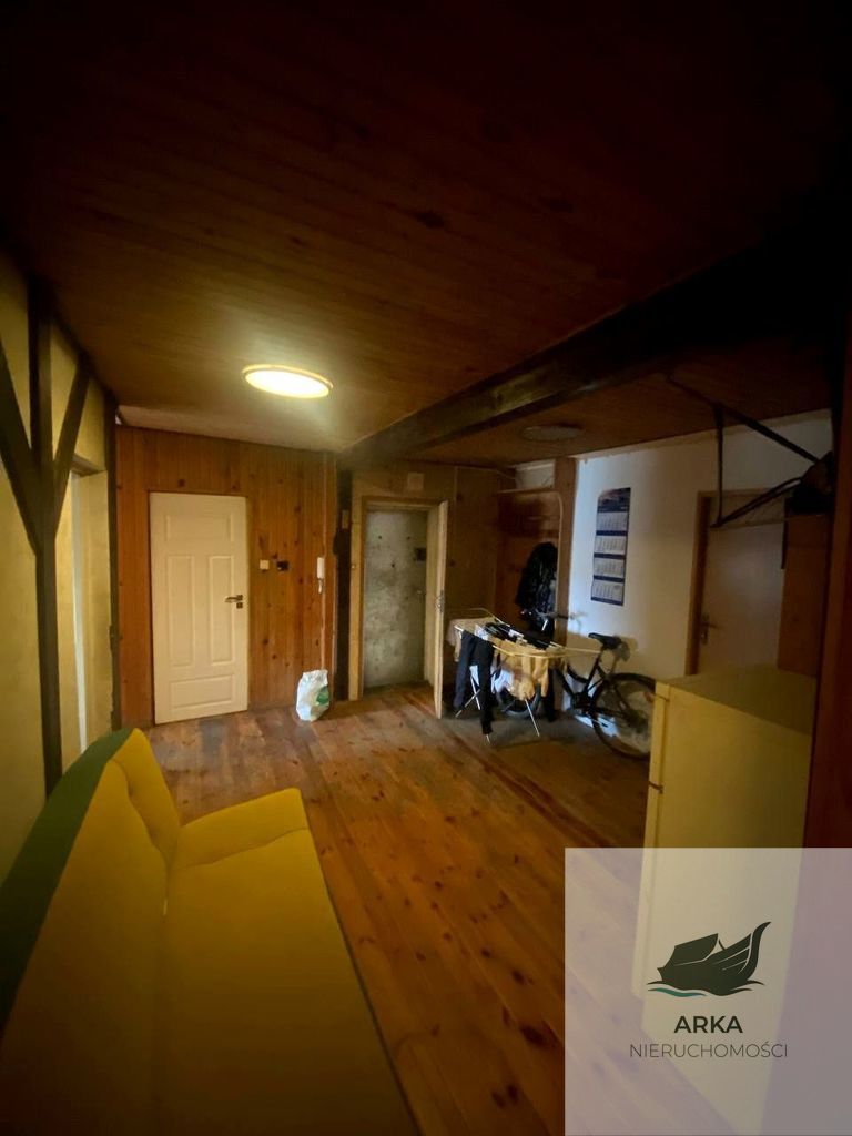 Duże mieszkanie w centrum. (7)