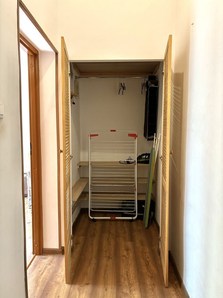 KAWALERKA W CENTRUM MIASTA, 35 MKW (7)