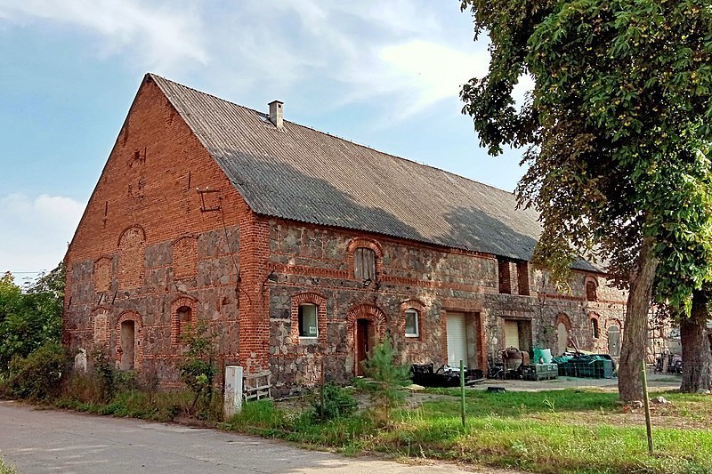 Rzędziny,2041m2,zabuowa jednorodzinna,las,park (21)
