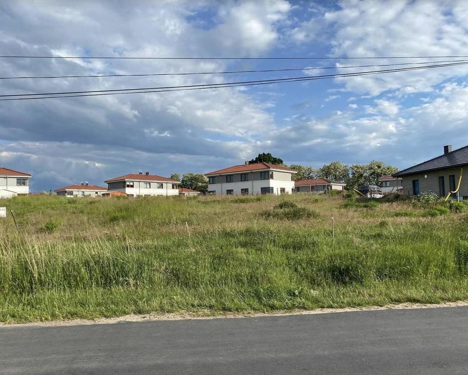 Działka w Kościnie,602 m2,media, ładny widok. (2)