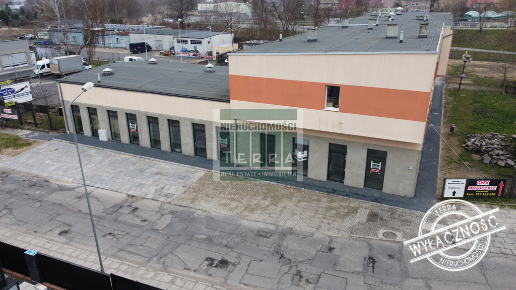 LOKAL HANDLOWO-USŁUGOWY z bezpłatnym parkingiem (13)