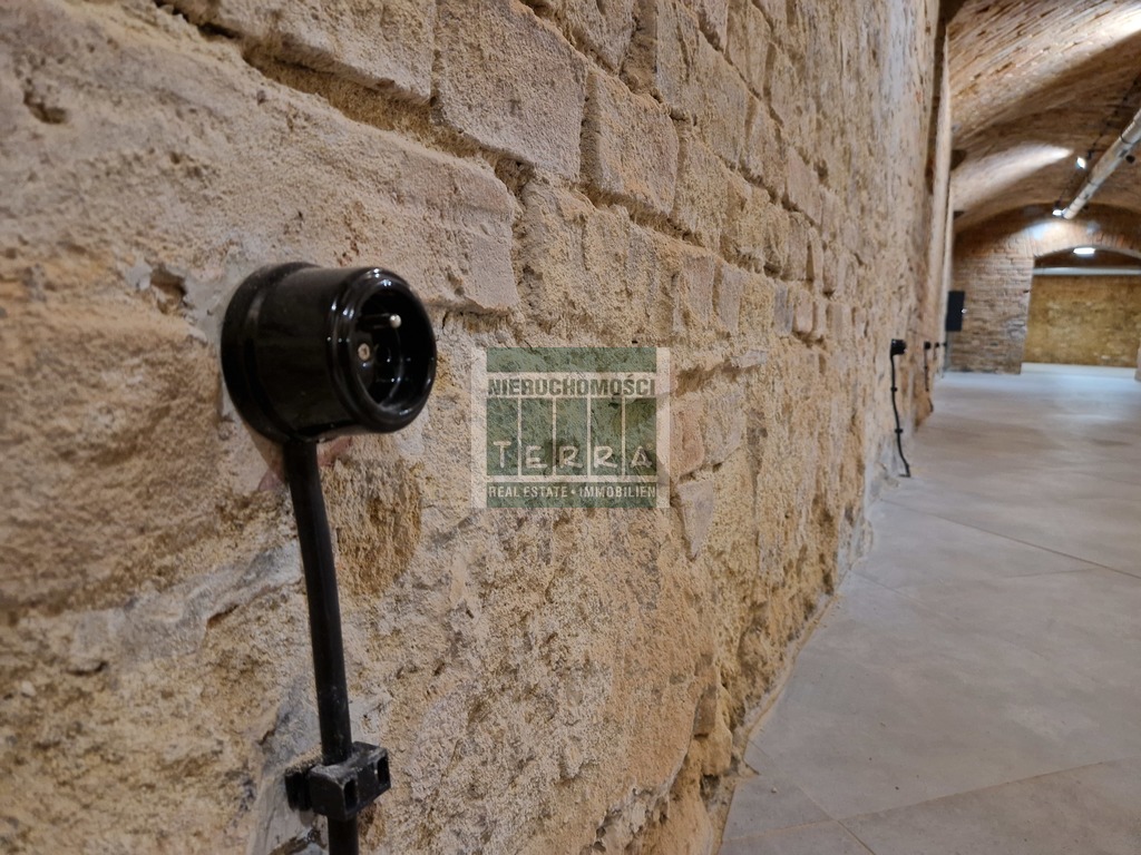 RESTAURACJA, PUB, APARTHOTEL (13)